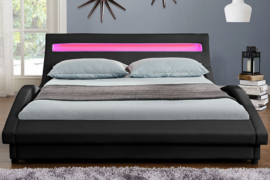 1111-1 Cadru pat tapitat cu LED din piele PU în stil european