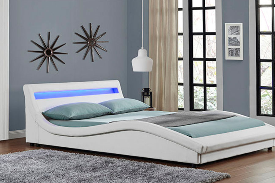 1111-1 Cadru pat tapitat cu LED din piele PU în stil european
