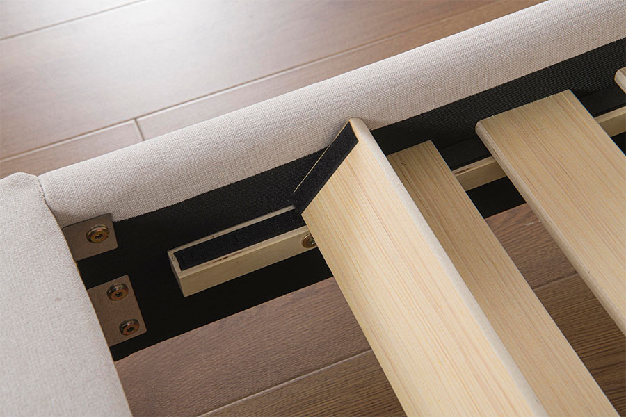 4905 Pat cu platformă minimalist lenjerie smocoasă