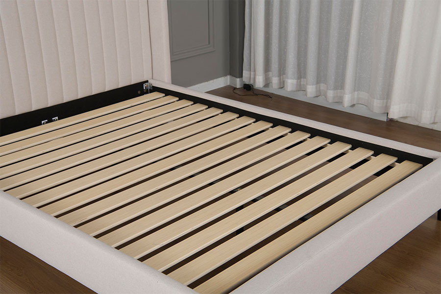 4905 Pat cu platformă minimalist lenjerie smocoasă