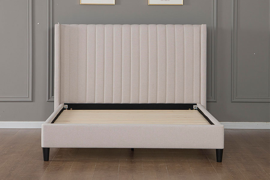 4905 Pat cu platformă minimalist lenjerie smocoasă