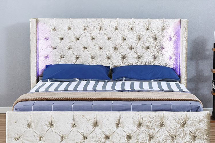 1290-1G Cadru de pat de depozitare din lemn cu aripi cu LED din catifea argintie